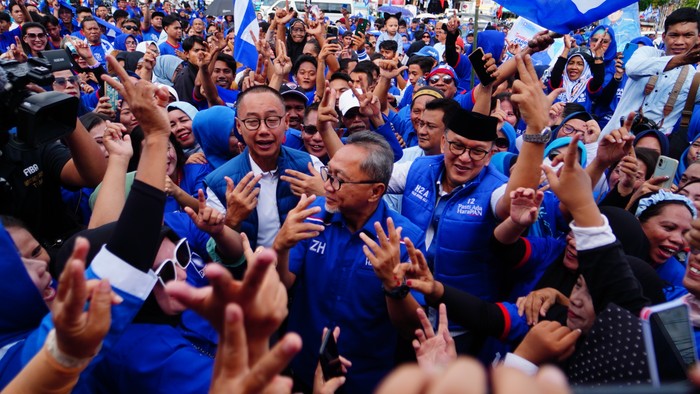 Zulhas Kampanye di Manado