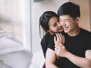10 Prompt Gemini AI Bahasa Indonesia untuk Foto Indah Bareng Pasangan