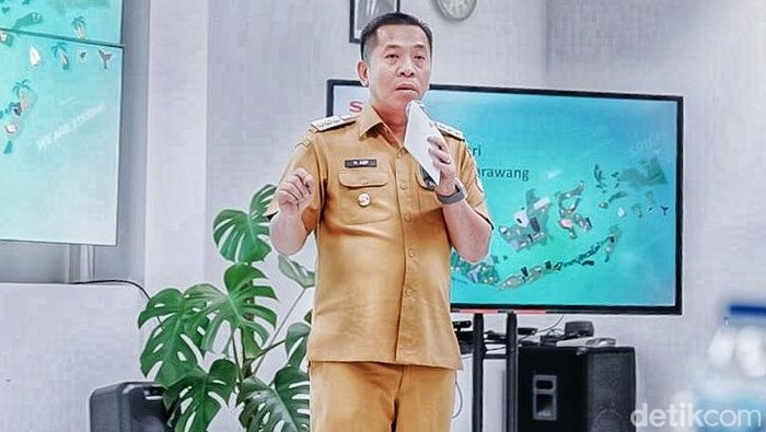 Bupati Karawang Asep Syaepuloh.