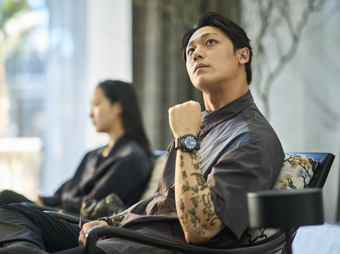 Film Korea Exhuma disutradarai Jang Jae Hyun, diperankan Lee Do Hyun, Kim Go Eun, Choi Min Sik, dan Yoo Hai Jin. Film ini direncanakan tayang Februari 2024.