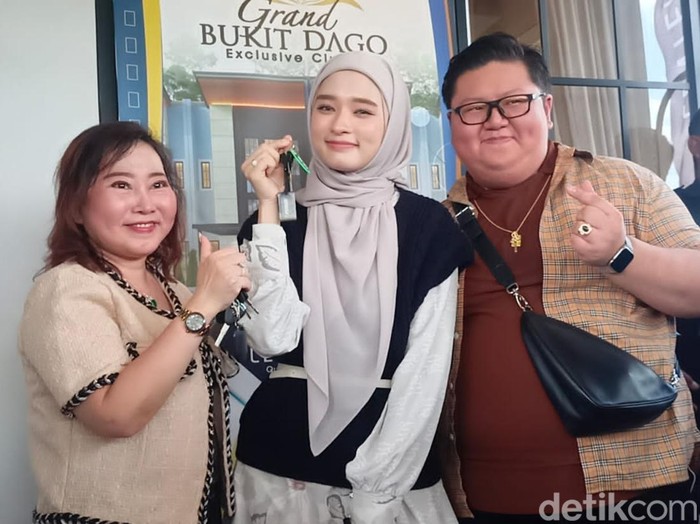 inara rusli saat ditemui di kawasan dago.