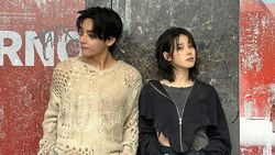 Intip Belakang Layar MV Love Wins All IU Bareng V BTS Intip Belakang Layar MV Love Wins All IU Bareng V BTS