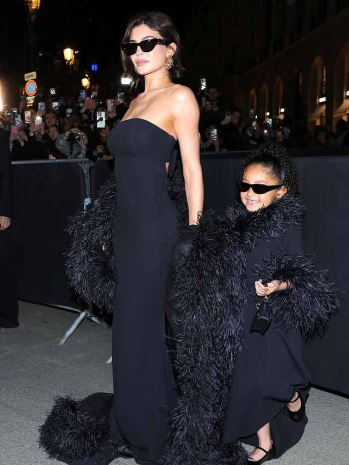 PARIS, FRANCE - JANUARY 24: Kylie Jenner and Stormi Webster attend the Valentino Haute Couture Spring/Summer 2024 show as part of Paris Fashion Week on January 24, 2024 in Paris, France. (Photo by Jacopo Raule/Getty Images)