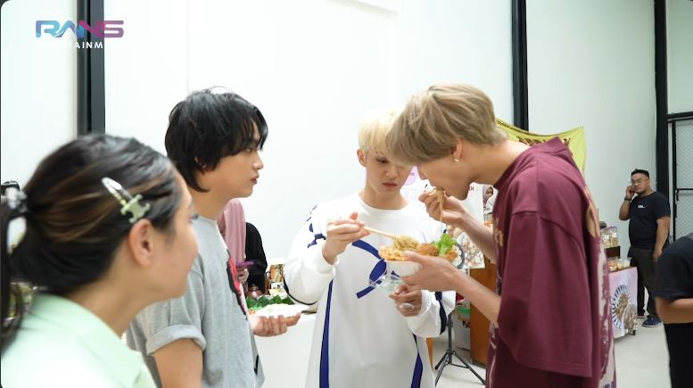 NCT 127 disuguhi makanan khas Indonesia oleh Raffi dan Nagita