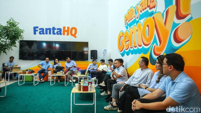 Para Founder dan CEO Bisnis Kuliner Bahas Gizi di TKN Fanta HQ TKN Fanta HQ menggelar diskusi dan kumpul bareng penggiat kuliner di Fanta HQ, Jl. Surabaya, Menteng, Jakarta Pusat, Kamis (25/1/2024).