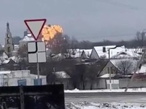 Pesawat Rusia Berisi Tawanan Perang Ukraina Jatuh dan Meledak
