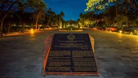 Ada tiga hal untuk mendukung kawasan sekitar Candi Borobudur. Pertama, akses jalan tol maupun non tol sehingga akan mempermudah wisatawan. Kedua, peningkatkan kualitas terhadap rumah masyarakat menjadi pondok wisata (homestay) di sepanjang koridor Borobudur sekaligus mendorong pengembangan usaha. Dan ketiga, melalui penataan kawasan, jelas Menteri Basuki.