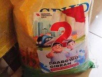 Viral Beras Bulog Berstiker Prabowo-Gibran