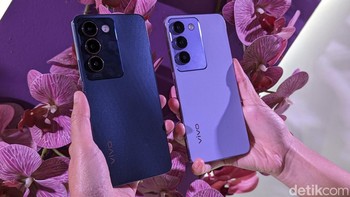 Vivo Y100 5G dijual dengan harga Rp 3.899.000 untuk varian 8/128GB dan Rp 4.199.000 untuk varian 8/256GB. Foto: Virgina Maulita Putri/detikINET