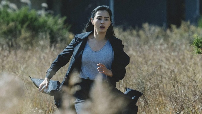 Cuplikan adegan dalam film Alienoid: Return to the Future