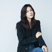 Kim Ha Neul berulang tahun ke-40 saat hamil anak pertama. Bintang drama Korea 18 Again itu dinikahi seorang pebisnis. Foto: Instagram