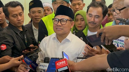 Cawapres nomor urut 1 Muhaimin Iskandar di Kuta, Badung, Jumat (26/1/2024). (I Nyoman Adhisthaya Sawitra/detikBali)