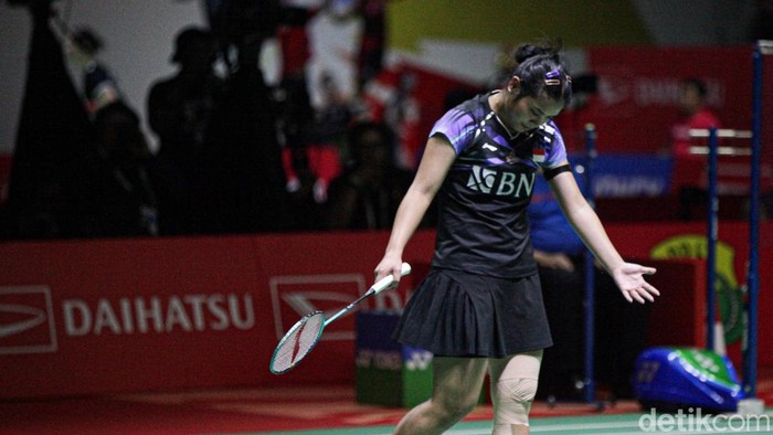 Gregoria Mariska Tunjung tersingkir di perempatfinal Indonesia Masters 2024. Gregoria dijegal eks ratu bulutangkis Nozomi Okuhara usai kalah dua gim langsung.