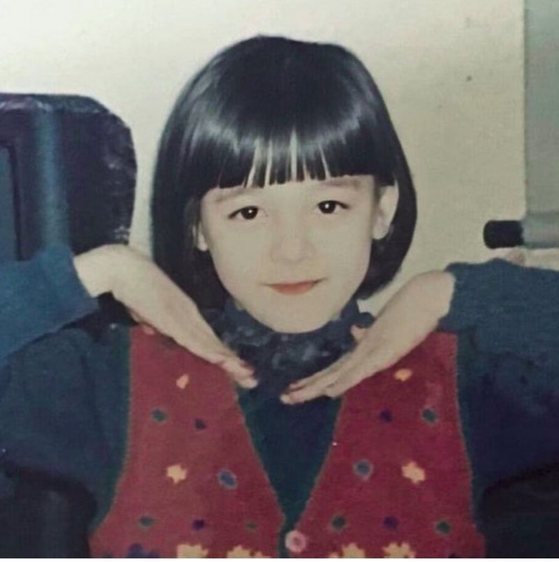 Foto Masa Kecil Dilraba Dilmurat