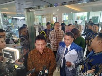 Hotman Paris Duga Ada Oknum Pejabat di Balik Kenaikan Pajak Hiburan