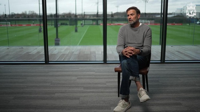 Manager Jurgen Klopp explains his decision to leave Liverpool at the end of the session, in Liverpool, Britain, in this screengrab obtained from a handout video released January 26, 2024. Liverpool FC/Handout via REUTERS   THIS IMAGE HAS BEEN SUPPLIED BY A THIRD PARTY NO RESALES. NO ARCHIVES MANDATORY CREDIT