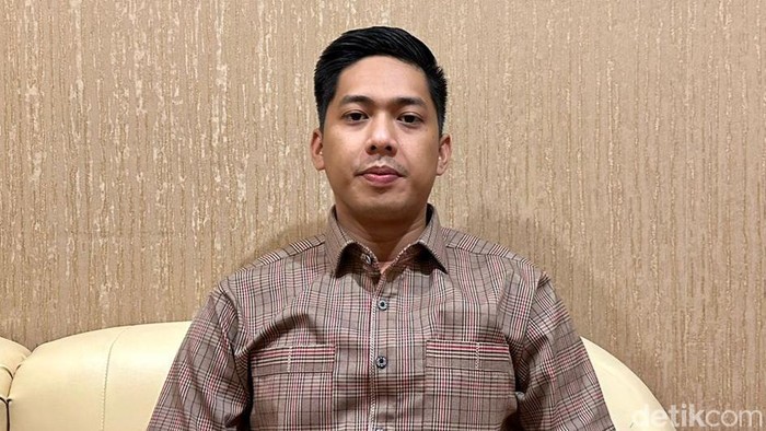 Kasubsi Ideologi dan Politik pada bidang Intelijen Kejaksaan Negeri Palembang Fachri Aditya