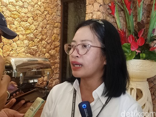 Kepala Kantor UPP Kelas II Nusa Penida Ni Luh Putu Eka Suyasmin saat ditemui di Sanur, Denpasar, Kamis (25/1/2024). (Ni Made Lastri Karsiani Putri-detikBali)