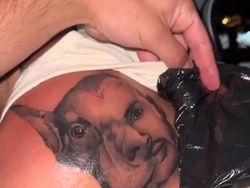 Kocak! Niat Mau Keren Malah Amburadul Gambar Tato-nya