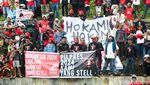 Lautan Manusia Sambut Ganjar Pranowo di Stadion Golo Dukar Manggarai