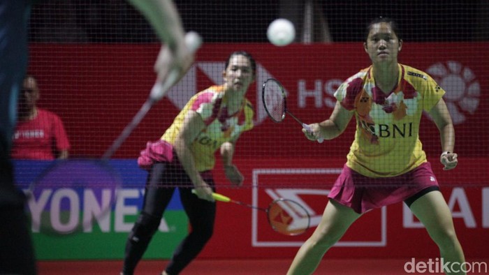 Mantap! Lanny/Ribka Tembus Semifinal Indonesia Masters 2024 Lanny Tria Mayasari/Ribka Sugiarto lanjut ke semifinal Indonesia Masters 2024. Satu-satunya wakil ganda putri Merah-Putih itu menang 2 gim atas ganda Belanda di Istora Senayan, Jumat (26/1/2024) sore WIB.