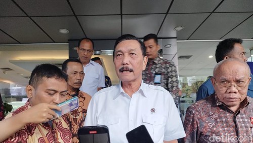 Menteri Koordinator Kemaritiman dan Investasi Luhut Binsar Pandjaitan