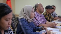 Direktur Migrant Care Wahyu Susilo mengkhawatirkan adanya penggelembungan suara terjadi di pemilihan umum atau Pemilu 2024, khususnya untuk suara pemilih di luar negeri. Hal ini disebabkan oleh ditemukan data pemilih ganda oleh Migrant Care.