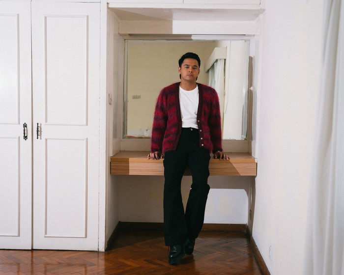 Nadhif Basalamah Nadhif Basalamah rilis lagu Tiba-tiba Jumat Lagi.