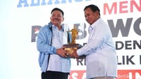 Ketum Aliansi Advokat Indonesia Otto Hasibuan meminta para advokat untuk kompak mengawal upaya provokasi dari pihak lain hingga potensi sengketa pemilu.
