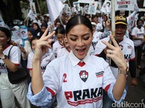 Momen Relawan Praka Dukung Prabowo-Gibran