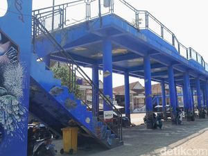 Cantiknya Skywalk Pangandaran Luntur gegara Bau Pesing dan Sampah