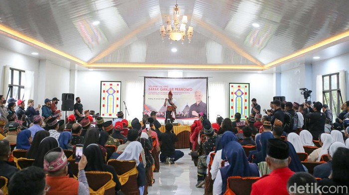 Tiba di NTT, Ganjar Sambangi Keuskupan Agung Ruteng Tiba di NTT, Ganjar Sambangi Keuskupan Agung Ruteng