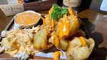 Seru! Nongkrong dan Makan Bareng The Nuruls di Kopi Bajawa Depok