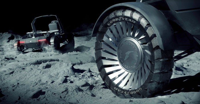 Ban Goodyear Khusus di Bulan
