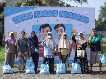 Barisan RFG Gelar Tebus Murah 2 Ribu Paket Sembako di Mojokerto