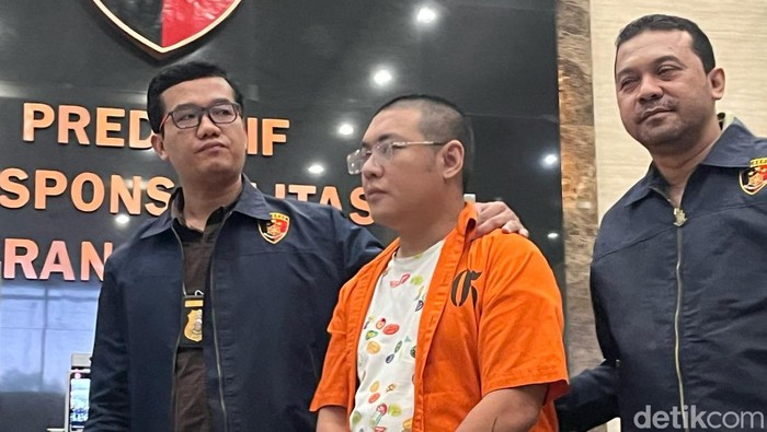 Bos robot trading Viral Blast ditangkap Bareskrim Polri.
