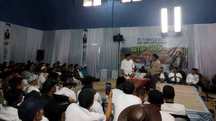 Calon Wakil Presiden nomor urut 1, Muhaimin Iskandar atau Cak Imin dialog bersama kelompok petani Wonosobo, Sabtu (27/1/2024).