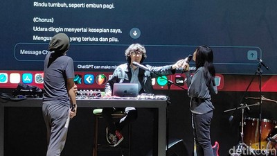 Canggih Banget, Eka Gustiwana Renovasi Musik Pakai AI