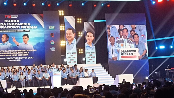 Cawapres nomor urut 2 Gibran Rakabuming Raka di acara Suara Muda Indonesia JCC Senayan, Jakarta pada Sabtu (27/1/2024).