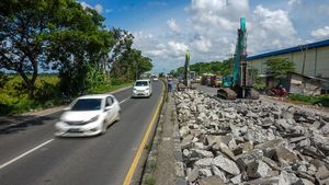 Jalan Pantura Kabupaten Pekalongan Diperbaiki