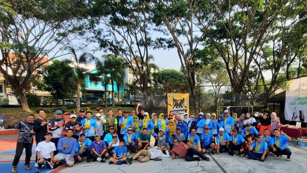 Komunitas pickleball di Kompleks Girimekar Permai, Desa Girimekar, Kecamatan Cilengkrang, Kabupaten Bandung.