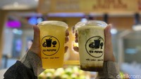 Tenant bernama Es Asgar punya menu minuman segar. Ada es jeruk sunkist yang dibanderol seharga Rp 35.000 dan alpukat kocok seharga Rp 40.000. Foto: detikcom