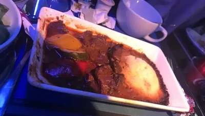 Zonk! Para Traveller Ungkap 10 Makanan Pesawat Paling Buruk