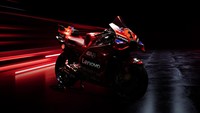 Peluncuran livery tim baru digelar di Madonna, Campiglio, Italia. Acara tersebut dihadiri dua pebalap MotoGP, Francesco Bagnaia dan Enea Bastianini, serta dua pebalap WSBK, Alvaro Bautista dan Nicola Bulega. Foto: Doc. Ducati.