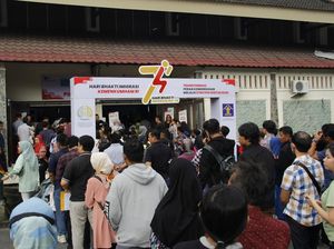 Hari Bhakti ke-74, Kantor Imigrasi Layani 740 Pemohon Paspor Simpatik