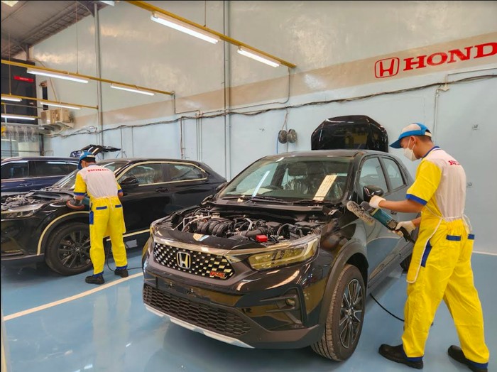 PT. Honda Prospect Motor (HPM) meresmikan layanan purnajual untuk fasilitas bodi dan cat melalui Honda Surabaya Center.