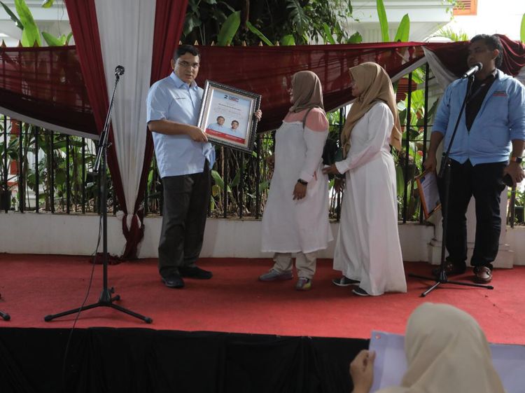 Relawan Ketuk Pintu Resmi Dukung Prabowo-Gibran