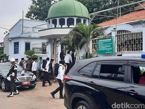 Wapres Maruf Amin Ziarah ke Makam Mbah Ahmad Mutamakkin Pati