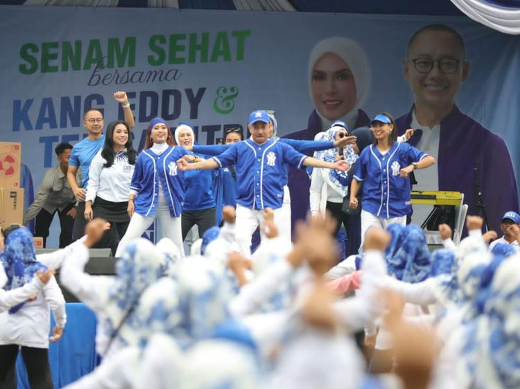 Sekjen PAN Gelar Senam Sehat untuk Konsolidasi Saksi dan Relawan