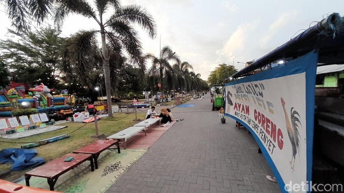 Taman Pesona Pangandaran, sentra kuliner murah meriah
